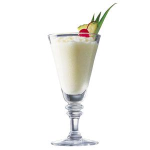 Pina Colada 30 ml biały rum 20 ml mleczko skondensowane (kokosowe) 90 ml sok ananasowy 20 ml