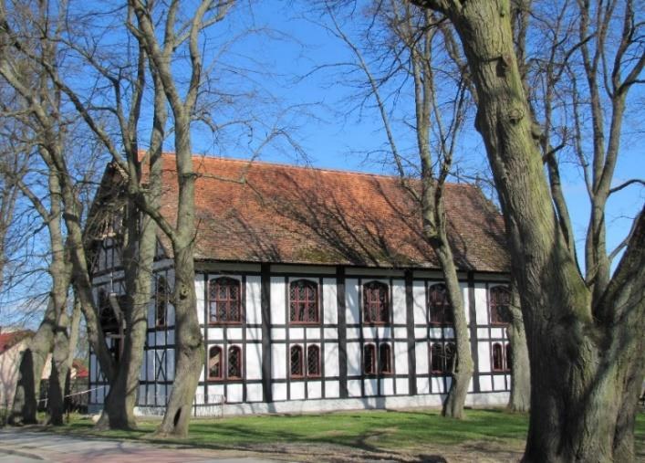 Klonowo 4 Klonowo 5 Klonowo 9 Klonowo PROGRAM OPIEKI NAD ZABYTKAMI GMINY OSTRÓDA na lata 2016-2019 dom robotników folwarcznych, murowany w zespole dworskofolwarcznym, ob.