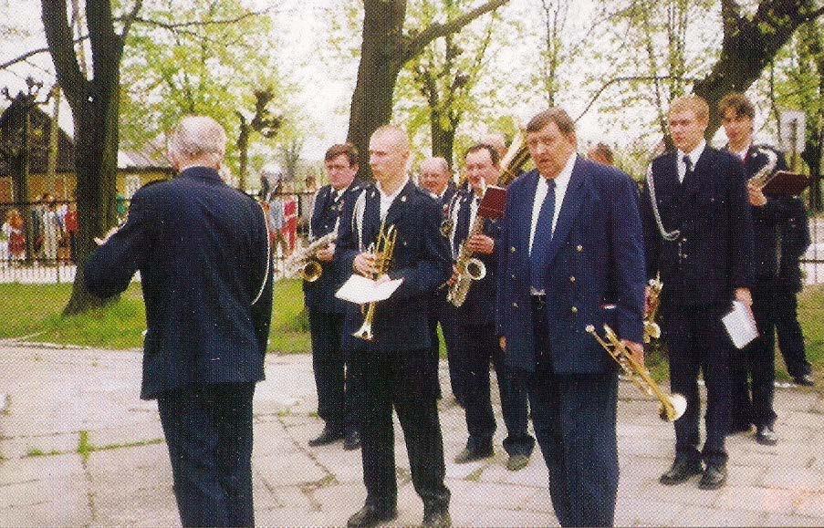 Wielu członków brakuje ze stanów pierwotnych. Jedni odchodzą na zawsze inni opuszczają gminę Rejowiec i przynoszą się w inne rejony kraju. Takie prawo natury.