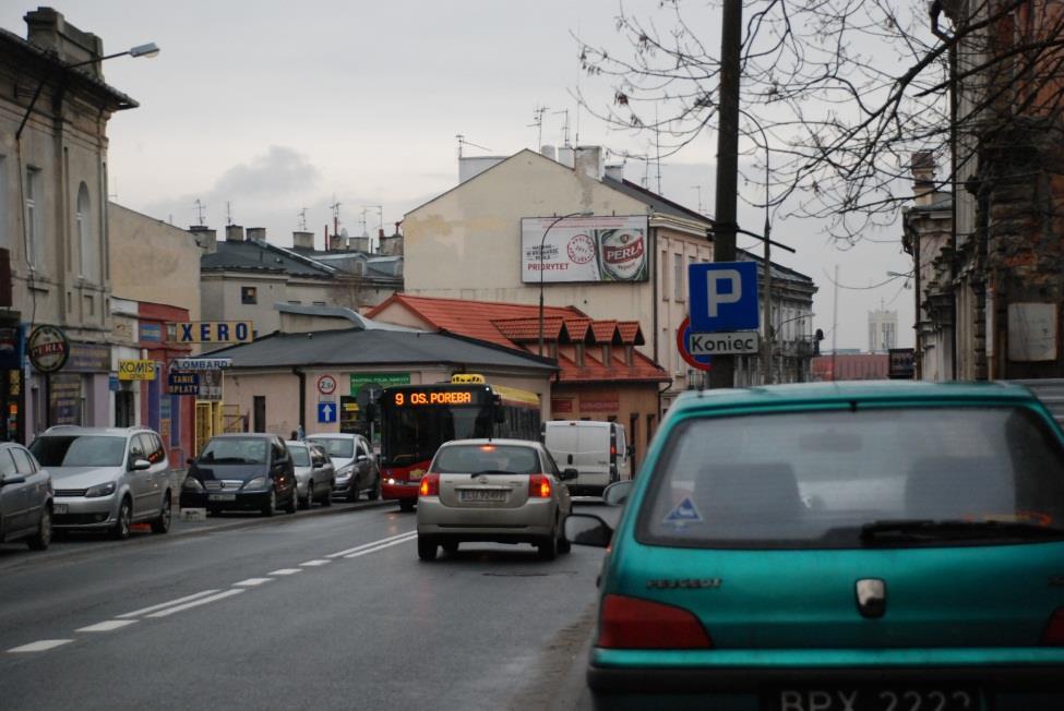 Lubelskich w pobliżu liczne lokale usługowo-handlowe bardzo