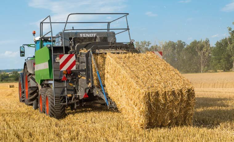 Prędkość tłoka prasującego wynosi 47 skoków na minutę (33 skoki na minutę w przypadku modelu 12130), dzięki temu zapewniona jest wysoka przepustowość i płynna praca.