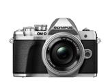 rozdzielczości 20,8 megapiksela 4-krotnie szybszy transfer danych nagrywanie filmów 4K/UHD DYSTRYBUCJA NIKON POLSKA-2 lata gwarancji