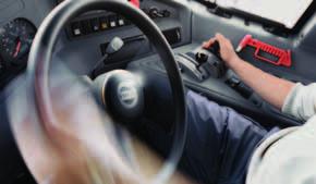 Jako członek Grupy Volvo pracujemy z pasją nad wprowadzaniem innowacyjnych rozwiązań, które sprawiają, że nasi klienci mogą pracować wydajniej a nie ciężej.