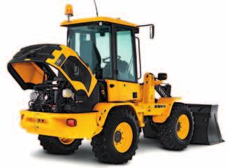 Płynny napęd hydrostatyczny i opcja wysokiej prędkości jazdy pozwalają skrócić czas przejazdu, a opcjonalna pomocnicza pompa hydrauliczna o przepływie 100 litrów na minutę zwiększa produktywność.