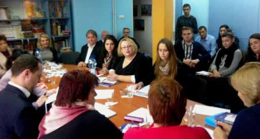 tamentului pentru Relaţii Interetnice, d-na Rodica Precupeţu, iar din partea Uniunii Polonezilor din România au participat Alina Spaine şi Iuliana Dascălu.