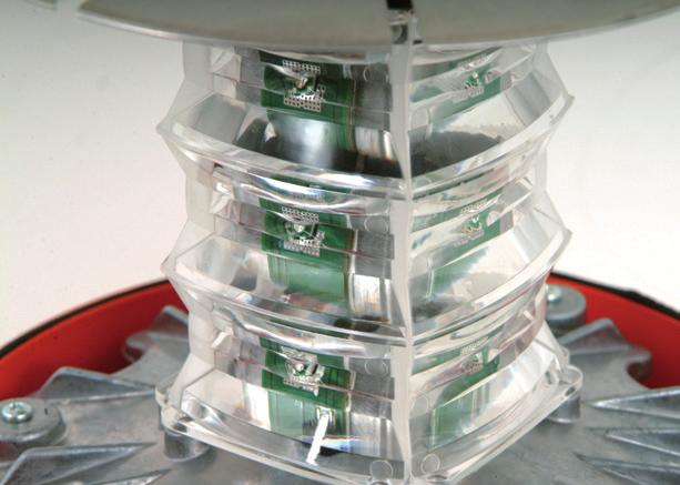 IP5K4K/IPX9K - Homologacja: ECE-R65: TB1/TA1 00 2872 EMV ECE-R10: e1 10R-045669