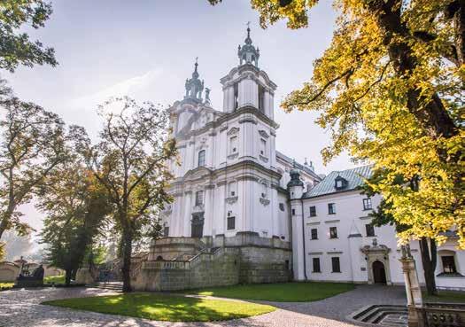 Santuari e luoghi di culto Santuario di Skałka, fot. K. Syga Santuario di ST Stanislao di Cracovia La chiesa barocca di San Michele Arcangelo e St.