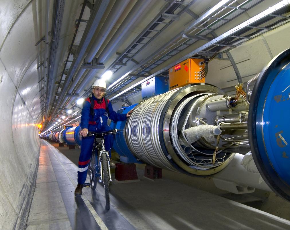 CERN najbardziej zaawansowany kompleks akceleratorowy na