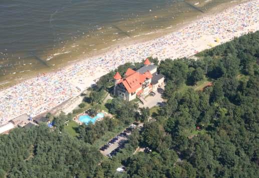 140-tu są to gatunki lęgowe. Wyrzutnia rakiet Słowiński Park Narodowy Od 1940 roku, był to Hitlerowski Poligon Rakietowy, testowano na nim rakiety przeciwlotnicze oraz balistyczne.