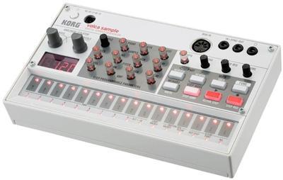 Workstation/Syntezatory 14945 VOLCA SAMPLE analogowy sampler 649 PLN VOLCA SAMPLE, to sekwencer pracujący w czasie rzeczywistym, umożliwiający tworzenie i edycje sekwencji w oparciu o sample.
