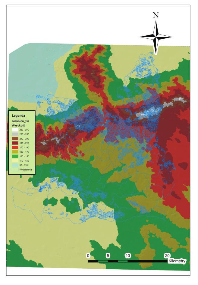 Wiæcej informacji dostarczyã moýe szczegóùowa analiza geostatystyczna danych klimatycznych w powiàzaniu z numerycznym modelem terenu.