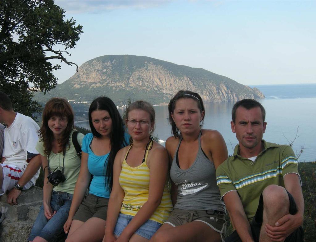 12.07.2008 W ciągu dnia przemieszczaliśmy się autokarami zatrzymując się w róŝnych miejscach godnych zobaczenia.