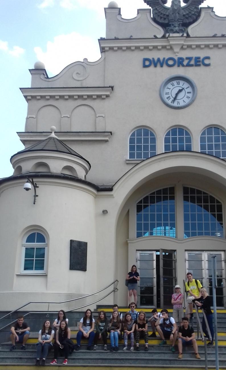 Sieczkarnia maszyna rolnicza służąca do cięcia słomy, trawy, kukurydzy i innych roślin pastewnych na sieczkę.