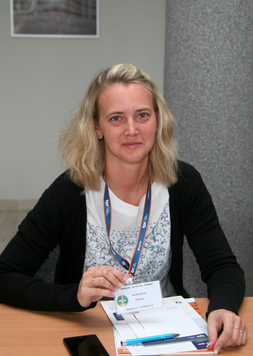podjęły się Maria Gadomska Przewodnicząca Komitetu Głównego Olimpiady Wiedzy Geodezyjnej i Kartograficznej i Beata Startek.