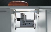blatu = światło szafki 80 mm 410-570 mm Mechanizm blatu
