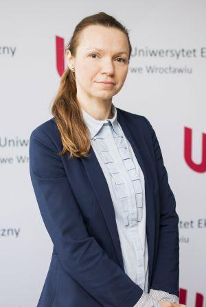 Bachelor Program in International Business Dr. inż. Joanna Michalczyk 1. Globalization and contemporary global problems 2. Transnational corporations and their role in contemporary world 3.