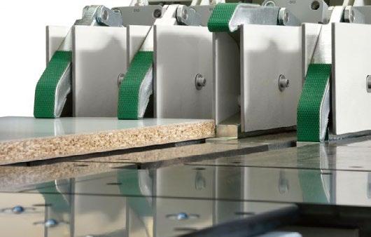 17 OFF ON Automatyczne zamknięcie lini cięcia zapobiega wypadaniu małych kawałków do