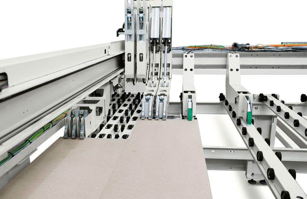 gabbiani g 2/gt 2 perfekcja i elastyczność cięcia FLEXCUT Modułowy system FLEXCUT umożliwia znaczne przyspieszenie skomplikowanego rozkroju.