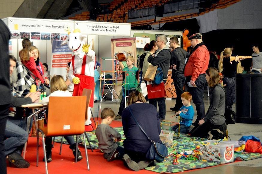 Atrakcje targowe Atrakcje dla dzieci: najmłodsi odwiedzający poprzez zabawę uczą się i poznają świat. Przy każdej edycji pojawiają się inne atrakcję m.