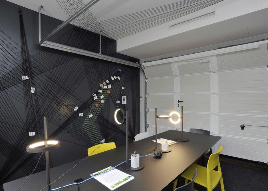 // Design Offices w Düsseldorfie Modułowy system klimatyzacji w celu zapewnienia optymalnego komfortu Umożliwia to seria City Multi firmy Mitsubishi Electric, która została stworzona specjalnie z