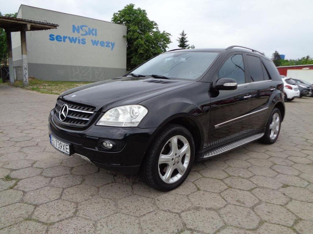 VIN: WDC1641221A384264 Marka: MERCEDES-BENZ Nr rejestracyjny: EL739XE Model pojazdu: ML 4 MATIC CDI MR`05 W164 Nr INFO-EKSPERT 022-04312 Wersja: ML 320 Rok produkcji: 2008 Wskazanie drogomierza