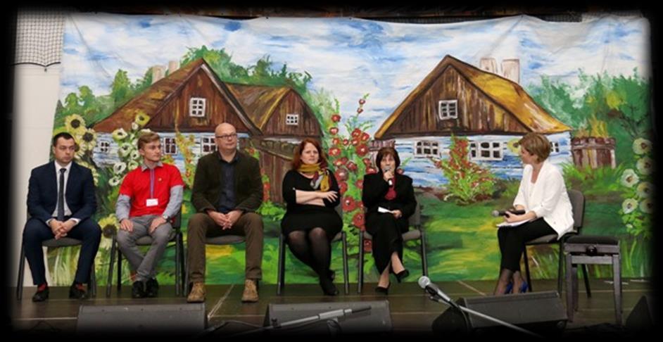 Panel swą tematyką również nawiązywał do tematu całego forum, rozmawiano na temat Wolontariatu jako szansy na rozwój osobisty i społeczny.