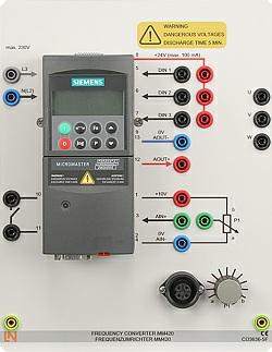 33 Przetw. częst. MM420, typ przem. 0,75 kw, 1-faz., z panelem obsł. z wyśw.