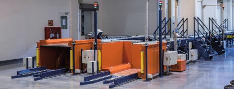 Drzwi wejściowe do magazynu 1 4 3 2 2 6 5 4 4 1 1 1 Palety z gotowymi produktami są transportowane z fabryki do magazynu