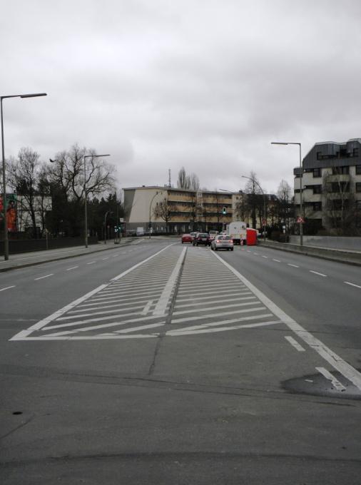 zakotwienia cięgien, wykonanie nowych dewiatorów z żelbetu, instalacja nowych kabli zewnętrznych (SUSPA EX-54), frezowanie nawierzchni wraz ze zdjęciem warstwy uszczelniającej, naprawa