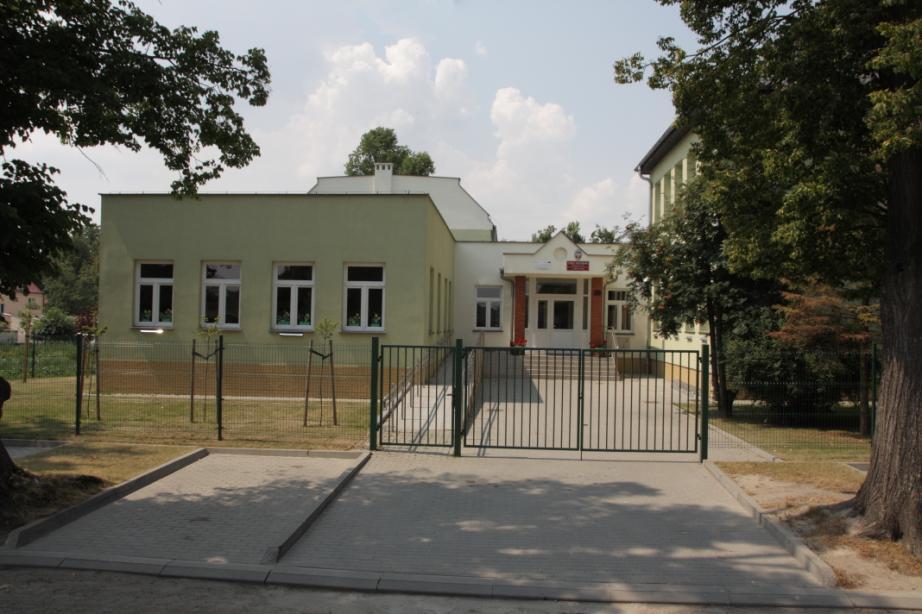 Ołoboczne ul. Szkolna 7 63-460 Nowe Skalmierzyce Tel. 62 762 11 51 im. Bł.