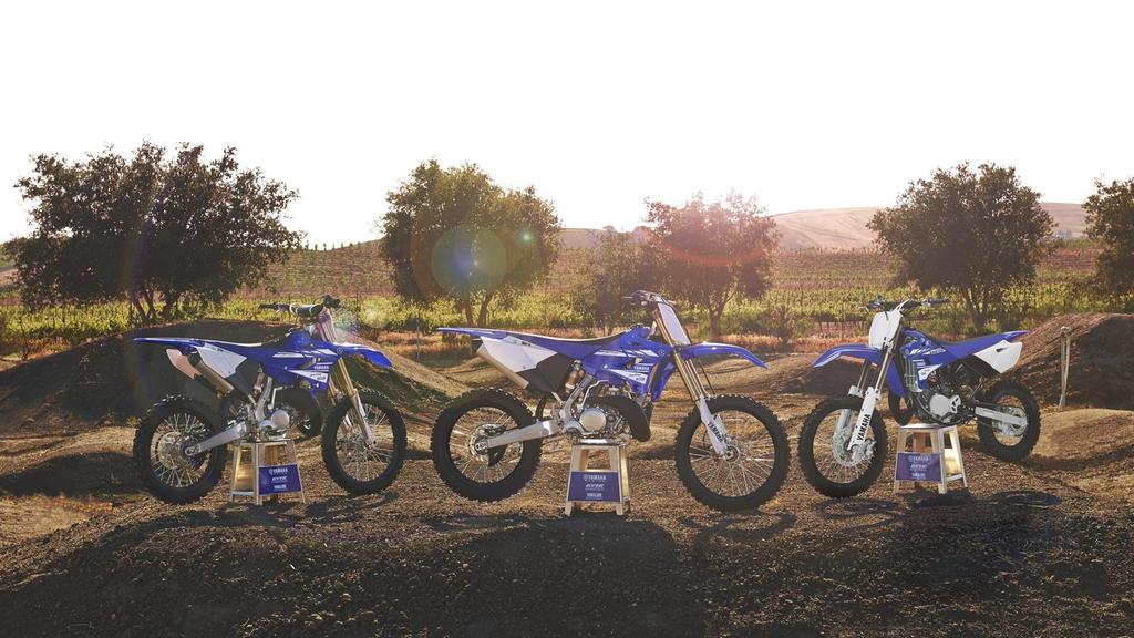Poważna maszyna wyścigowa dla przyszłych zawodowych kierowców Kilka dziesięcioleci rozwoju na torze i poza nim sprawia, że Yamaha YZ85 nie ma sobie równych.
