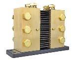 Net Battery Controller (VBC) 12/24/48V 105 x 75 x 22 996,33 1225,49 (including 500A/50mV shunt and connection kit) Shunt 500A/50mV SHU500050100 45 x 28 x 120 160,32 197,19 (oes not include connection