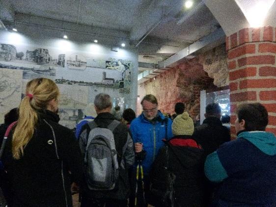 ruszyliśmy na 13-kilometrową trasę dookoła jeziora