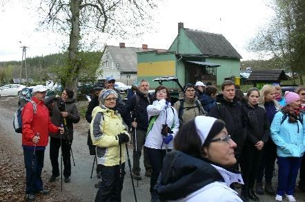 10-kilometrowa trasa biegła głównie wzdłuż żółtego szlaku pieszego im. B.