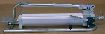 Pompy hydrauliczne Hydrauliczna pompa nożna F-700 ze stopu aluminium, bardzo lekka, dwutłokowa, z automatycznym przełączeniem z posuwu szybkiego (ok.