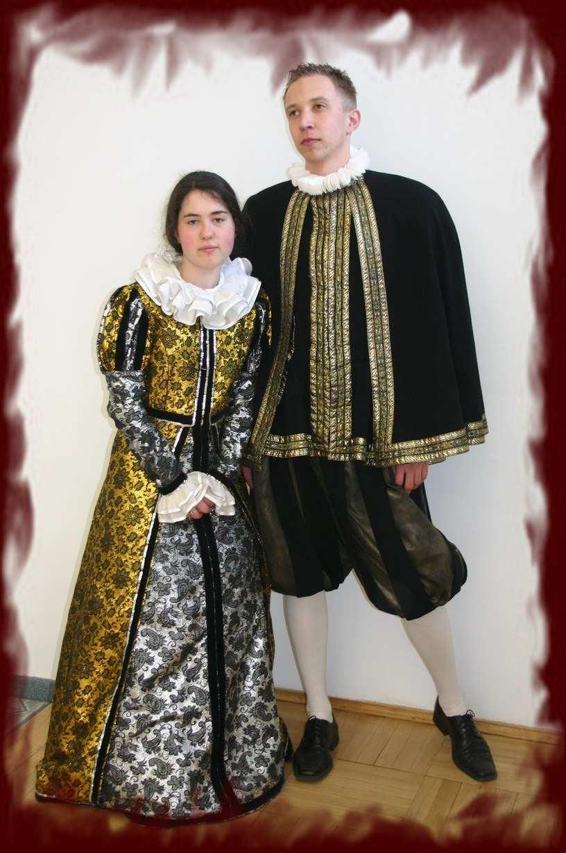 Zawód historyka współcześnie Absolwentów historii odnajdujemy w róŝnych rolach m.in.