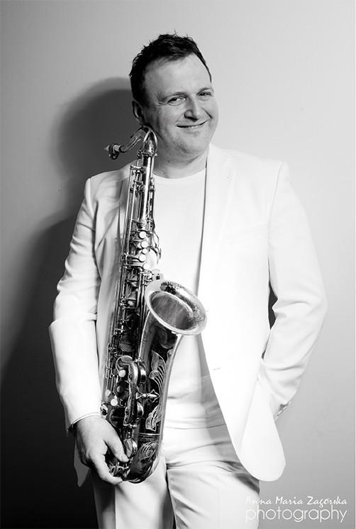 MICHAŁ BOROWSKI Magiczne dźwięki saksofonu Michała Borowskiego - absolwenta Wydział Kompozycji, Aranżacji, Edukacji i Jazzu, Instytut Jazzu i Muzyki Rozrywkowej na Akdemii im Karola