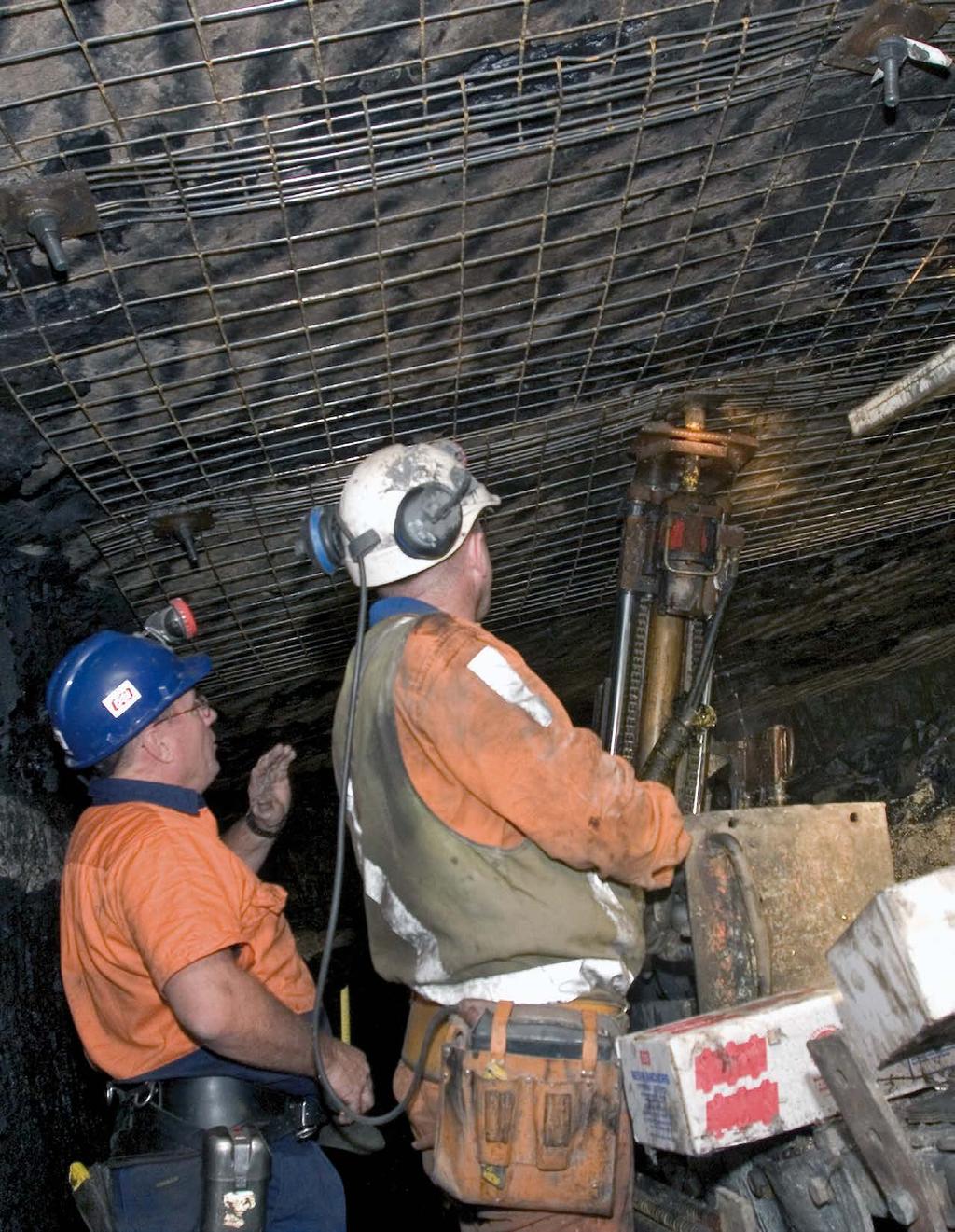 Kotwy Spis treści Kotwy mechaniczne, wklejane, cierne i linowe... 55 Kotwy kombinowane CT-Bolt... 67 Kotwy cierne... 71 Kotwy cierne rozprężne OMEGA-BOLT.