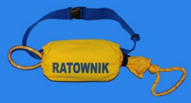 Sprzęt pomocniczy 15 05 000 Rzutka ratownicza na pasie fi 6 mm (lina 25 m) Rzutka ratownicza na pasie fi 10 mm (lina 25 m) Pas z uniwersalnym zasobnikiem mieszczącym rzutkę ratowniczą.