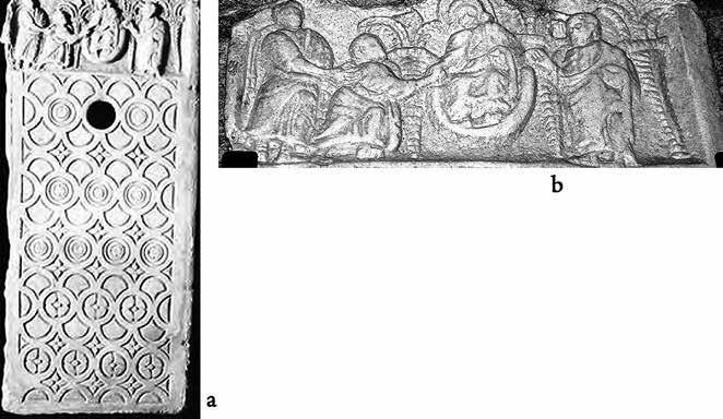 LA TOMBA DI S. VITTORINO E LE SUE FORMULAZIONI MONUMENTALI 103 Fig. 9 Ambiente A. Monumento di Quodvultdeus a. Pluteo decorativo con la scena di receptio. b. Particolare della scena di receptio.