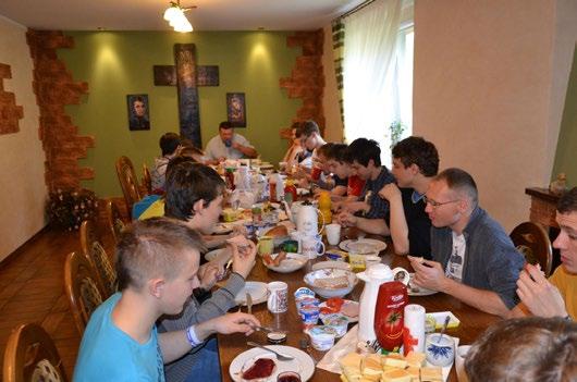 Jeśli zastanawiasz się, jaką drogą iść przez życie, przyjedź by zobaczyć, doświadczyć i poznać. Może Chrystus wzywa Cię na drogę, jaką kroczymy!