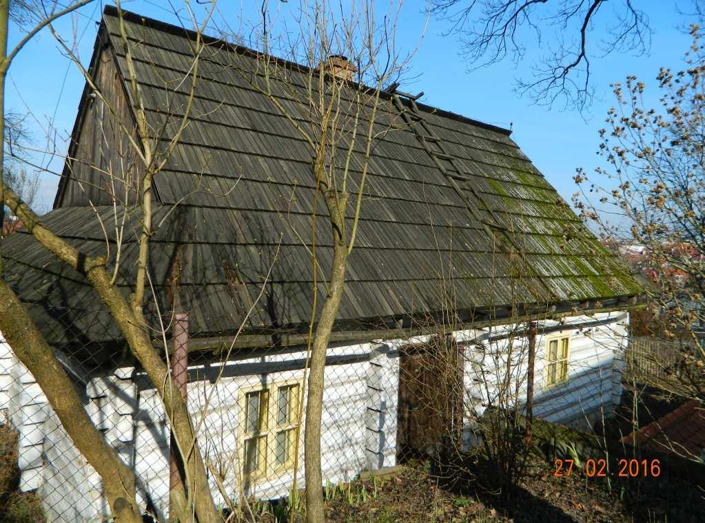 grabarze na cmentarzu przy kościele św.