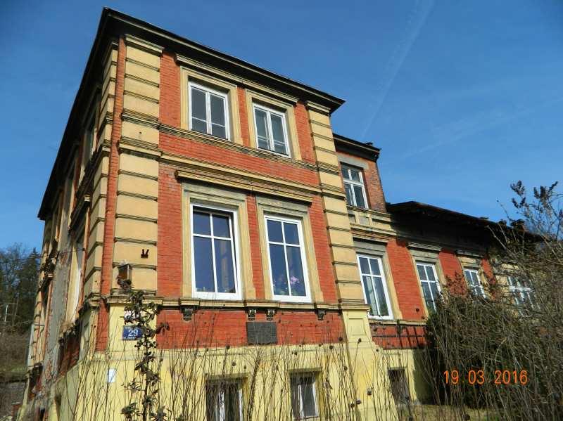27 Fot. nr 42 (42-45). Willa z ulicy Ks.