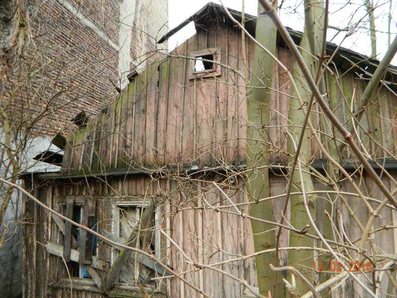72 Fot. nr 133. Boczna ściana domu spod nr 59. Fot. nr 134 (134-135).