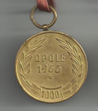 województwa juniorów z wynikiem 217,5 kg rok 1966 mistrz województwa juniorów z wynikiem 230,5 kg rok 1967