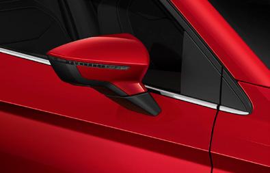 SEAT CARE REFERENCE STYLE Full LED XCELLENCE FR Pakiet serwisowy na 4 lata lub do przebiegu całkowitego 60.000 km 8 2790 2790 2790 2790 2790 Pakiet serwisowy na 4 lata lub do przebiegu całkowitego 90.