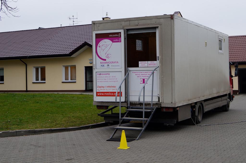 Do nieodpłatnego odbioru przez właścicieli nieruchomości z terenu naszej gminy udostępnione są obecnie zielone pojemniki na szkło o pojemności 120 l. Kosztem 280 000 zł gmina Chełm zakupiła 3800 szt.