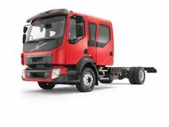 Volvo FL z zabudową skrzyniową, wyposażone w niewielki zabierak hakowy, idealnie sprawdza się w każdym zastosowaniu komunalnym.