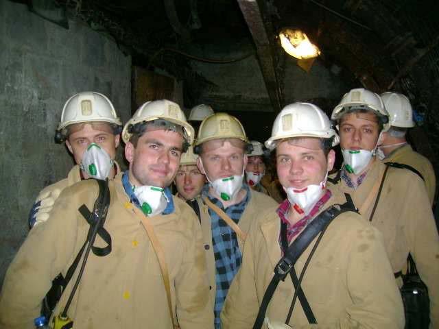 Poszczególne grupy studentów/ek wyjeżdżały w rejon Górnośląskiego Okręgu Przemysłowego w celu wizyty w jednej z dwóch kopalń węgla kamiennego: KWK Piast lub KWK Staszic, należących odpowiednio: do