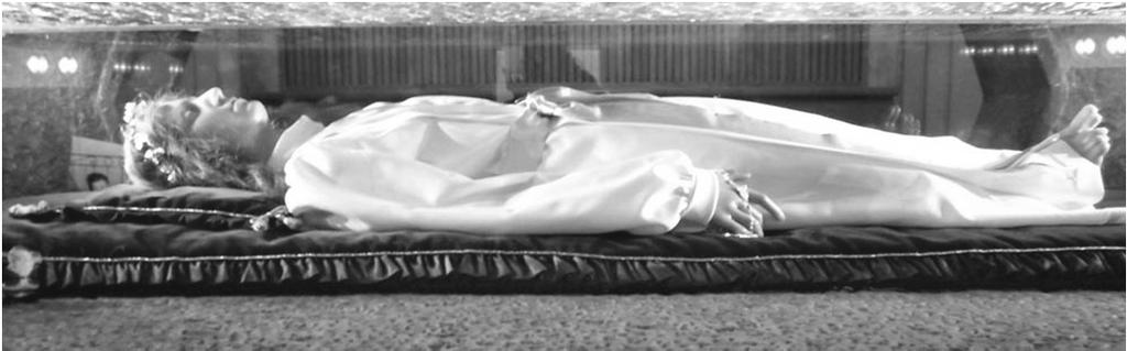 Page Two October 11, 2015 Mass Intentions Intencje Mszalne Sunday, October 11th, Twenty-eighth Sunday in Ordinary Time 7:30 (PL) - Edward i Maria Bujak (Córka) - Zuzanna i Czesław Jeziorski (Syn) -